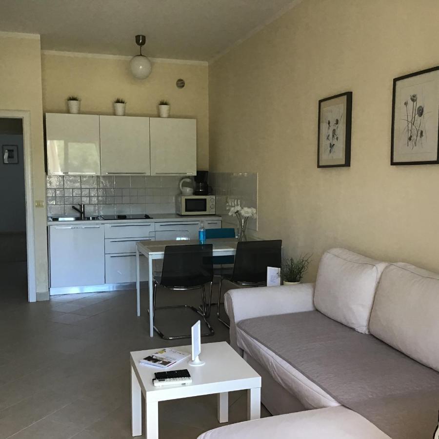Apartments Nautica Новиград Екстериор снимка