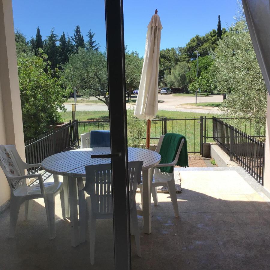 Apartments Nautica Новиград Екстериор снимка